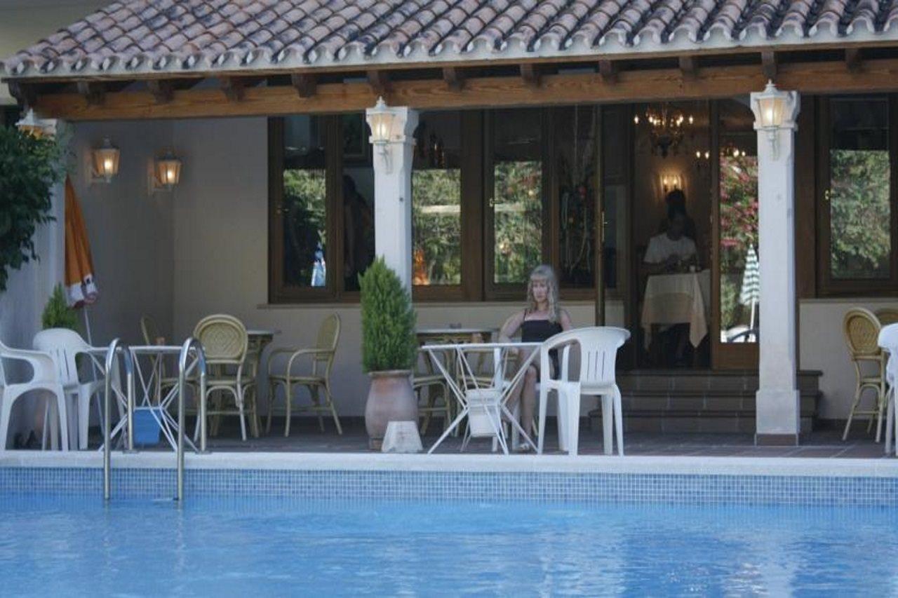 Hotel Gaya Пегера Екстер'єр фото